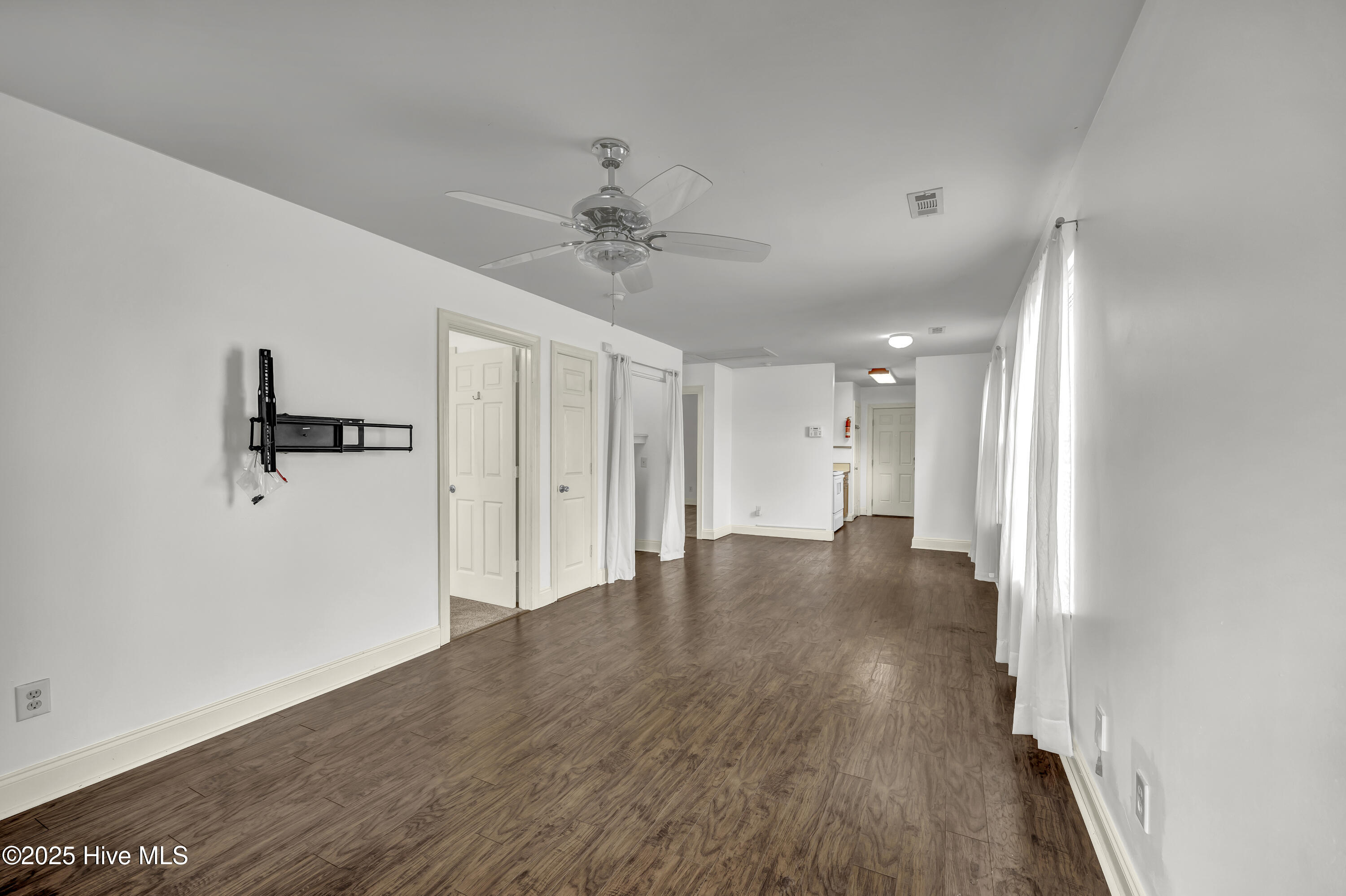 100 S 11th Street