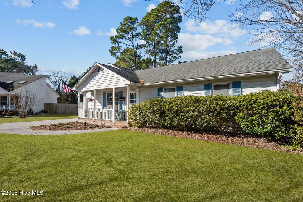 Photo of 7005 Quail Woods Road, Wilmington, NC 28411 (MLS # 100547316)