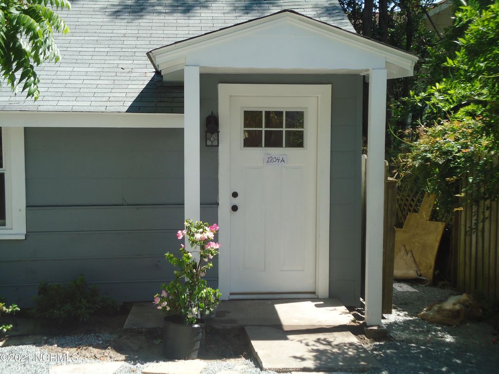 Photo of 2204 Princess Place Drive #B, Wilmington, NC 28405 (MLS # 100587315)