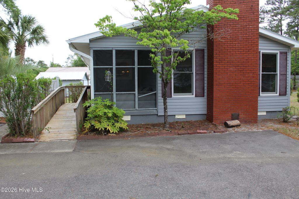 Photo of 6900 13th Street SW, Ocean Isle Beach, NC 28469 (MLS # 100570069)