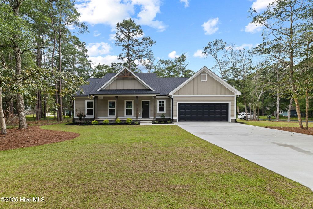 Photo of 745 Lakeside Drive SE #46, Bolivia, NC 28422 (MLS # 100513726)