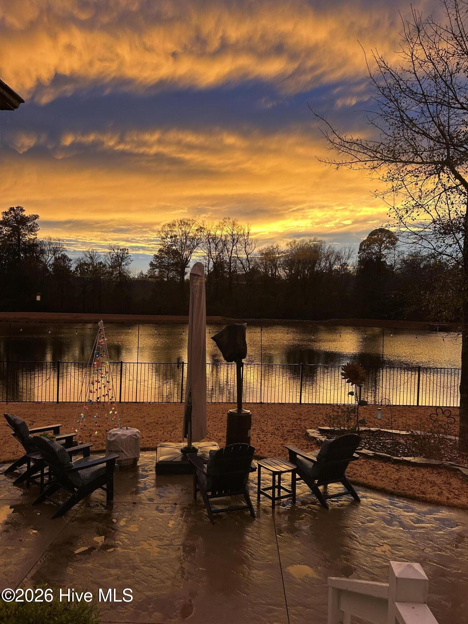 2593 Ocean Palm Court NE