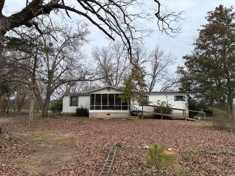 Mobile Home For Sale - 391 Commerce Street<br/> Crawfordville, GA 30631
