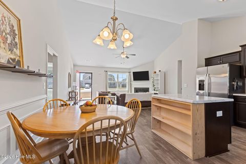 Tiny photo for 704 W Warner Court, Hubert, NC 28539 (MLS # 100563188)