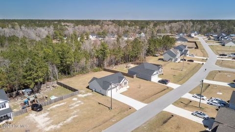 Tiny photo for 704 W Warner Court, Hubert, NC 28539 (MLS # 100563188)
