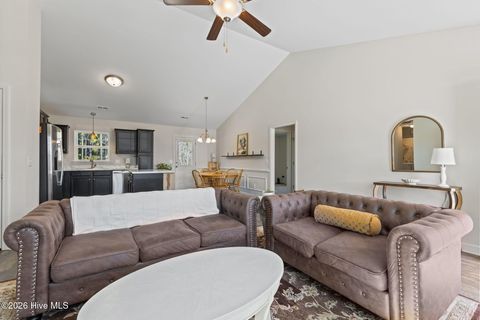 Tiny photo for 704 W Warner Court, Hubert, NC 28539 (MLS # 100563188)