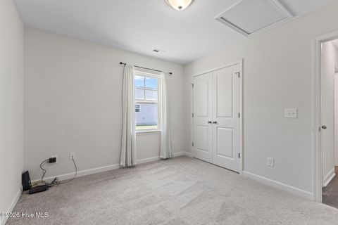 Tiny photo for 704 W Warner Court, Hubert, NC 28539 (MLS # 100563188)