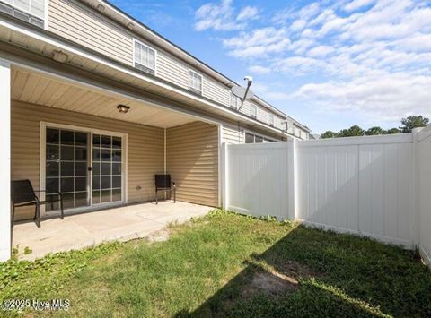 Tiny photo for 7009 Banister Loop, Jacksonville, NC 28546 (MLS # 100546630)