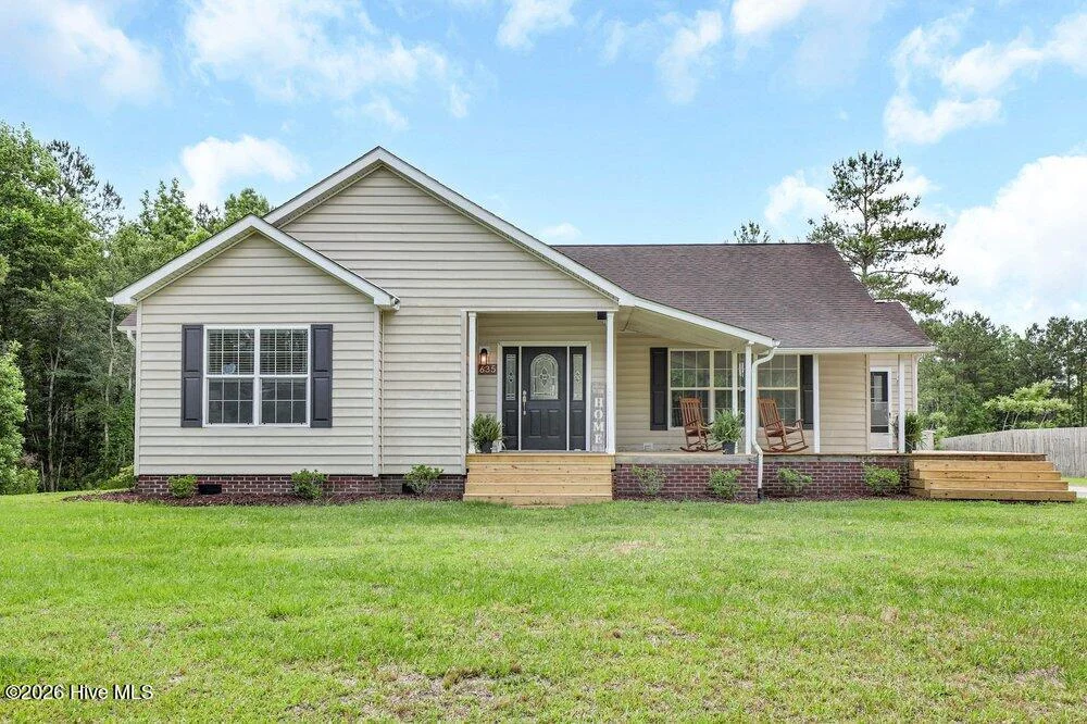 635 Cross Creek Drive