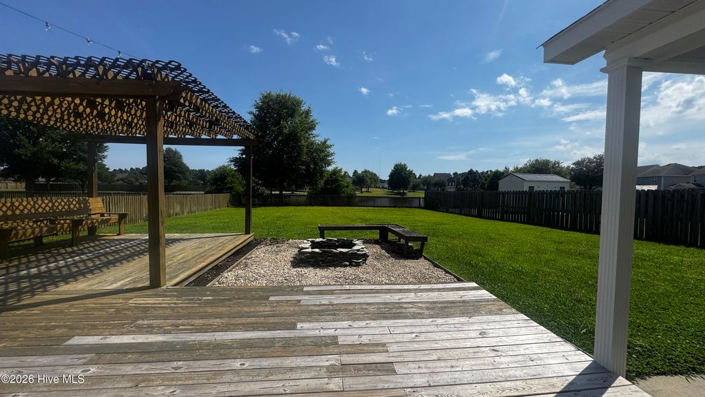 Photo of 105 Long Pond Drive, Sneads Ferry, NC 28460 (MLS # 100570363)