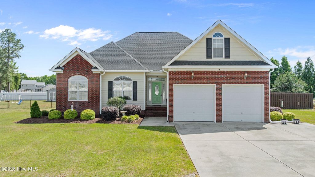 Photo of 102 Davelin Place, Goldsboro, NC 27530 (MLS # 100571124)