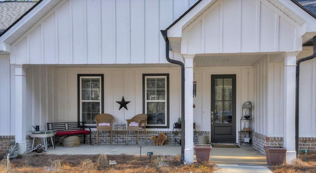 Photo of 147 Shenandoah Drive, McCormick, SC 29835 (MLS # 552716)