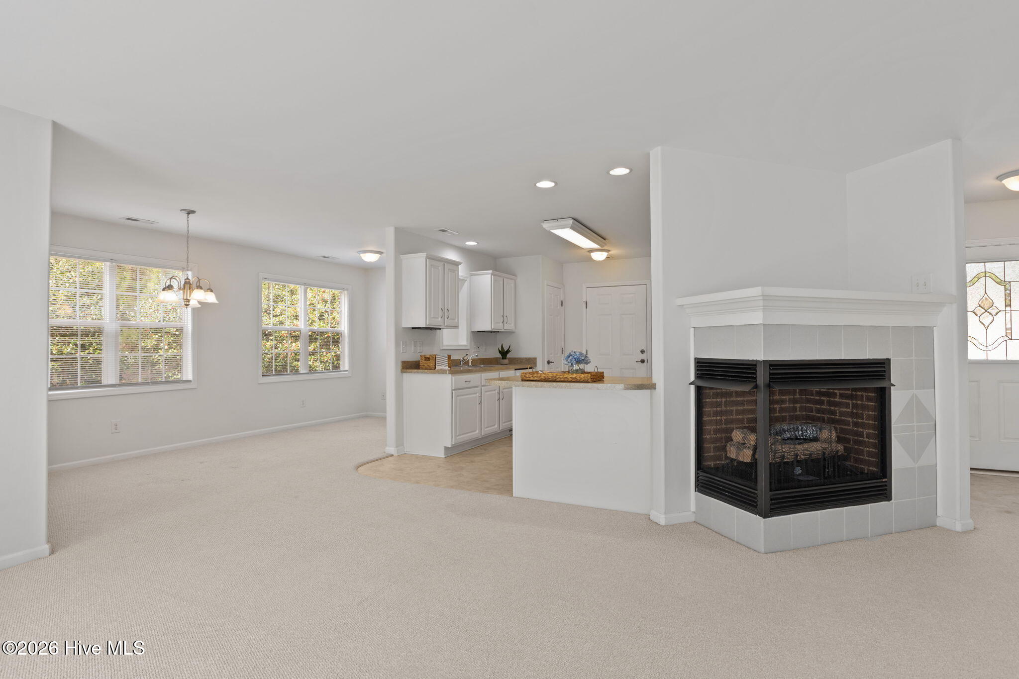 906 Meadowbrook S Unit 906