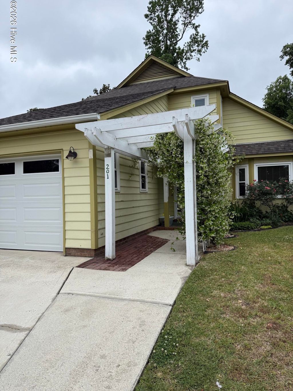 Photo of 201 W Kilarny Road, Wilmington, NC (MLS # 100572837)