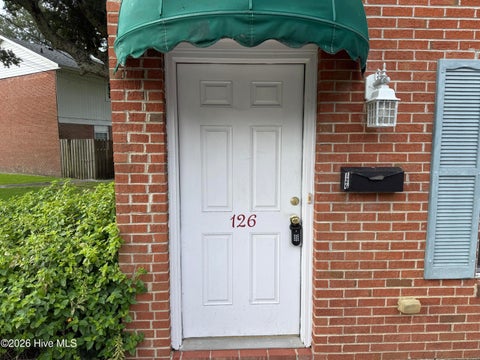 Townhouse For Rent - 126 Short Street #126<br/> Carteret County, Beaufort, NC 28516