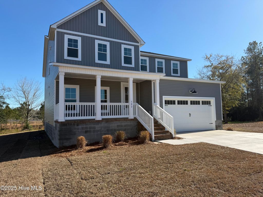 Photo of 302 E Ivybridge Drive, Hubert, NC 28539 (MLS # 100500260)