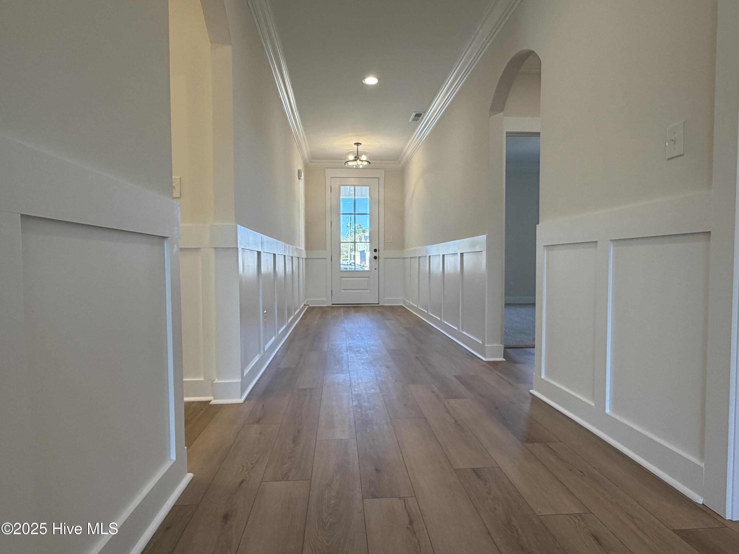 302 E Ivybridge Drive