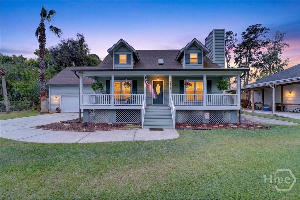 Photo of 158 Penrose Drive, Savannah, GA 31410 (MLS # SA353133)