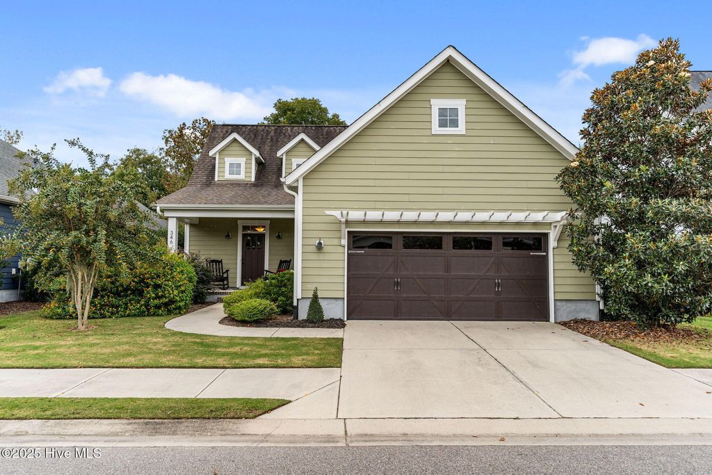 Photo of 346 Hanover Lakes Drive, Wilmington, NC 28401 (MLS # 100535481)