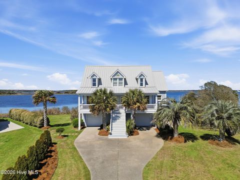 Photo of 5 Osprey Circle, North Topsail Beach, NC 28460 (MLS # 100561994)