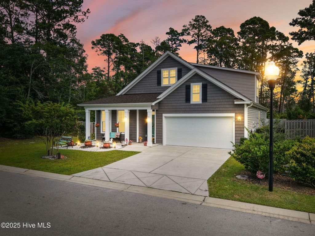 Photo of 873 Seathwaite Lane, Belville, NC 28451 (MLS # 100531628)