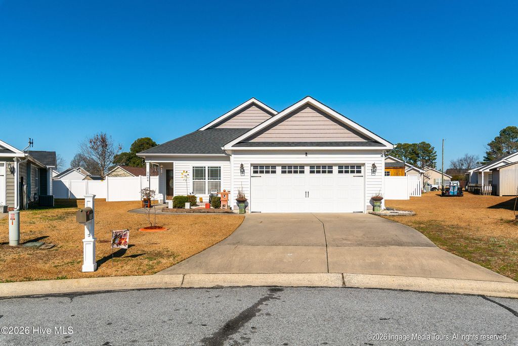 Photo of 3404 Saybrook Court, Winterville, NC 28590 (MLS # 100550631)