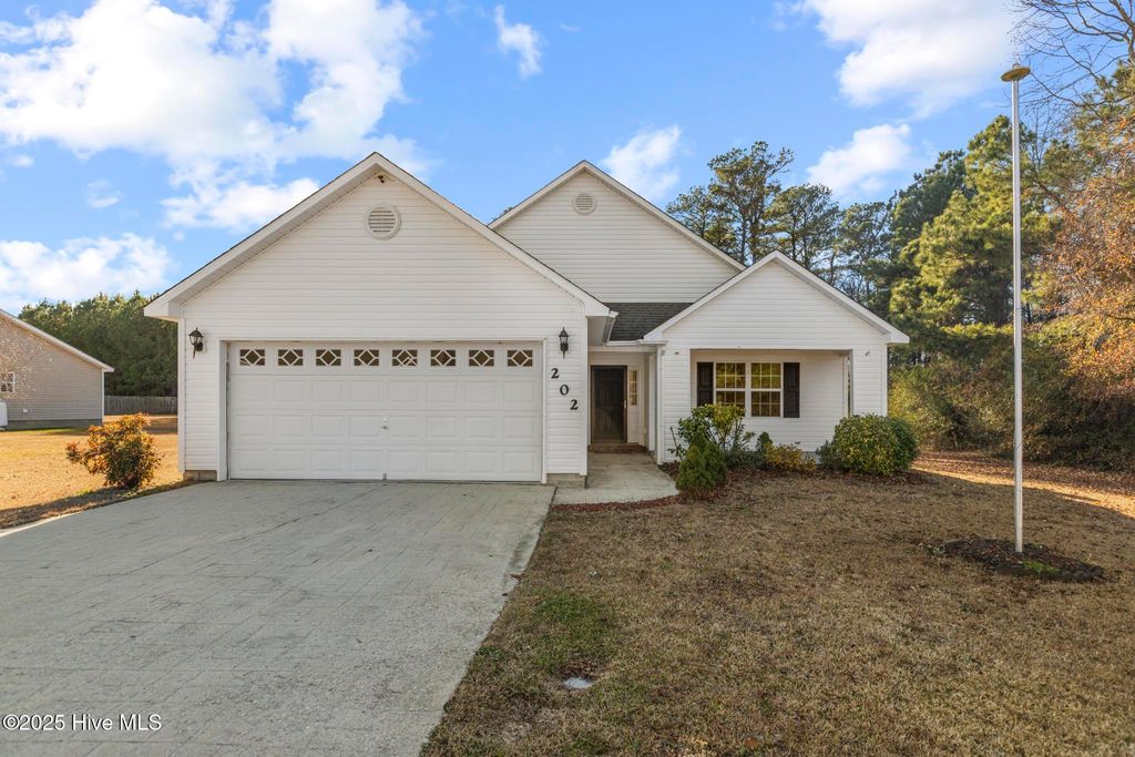 Photo of 202 Scout Lane, Chinquapin, NC 28521 (MLS # 100542040)