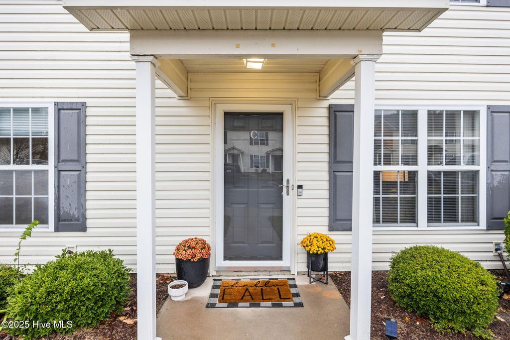 Photo of 4239 Dudleys Grant Drive #C, Winterville, NC 28590 (MLS # 100538973)