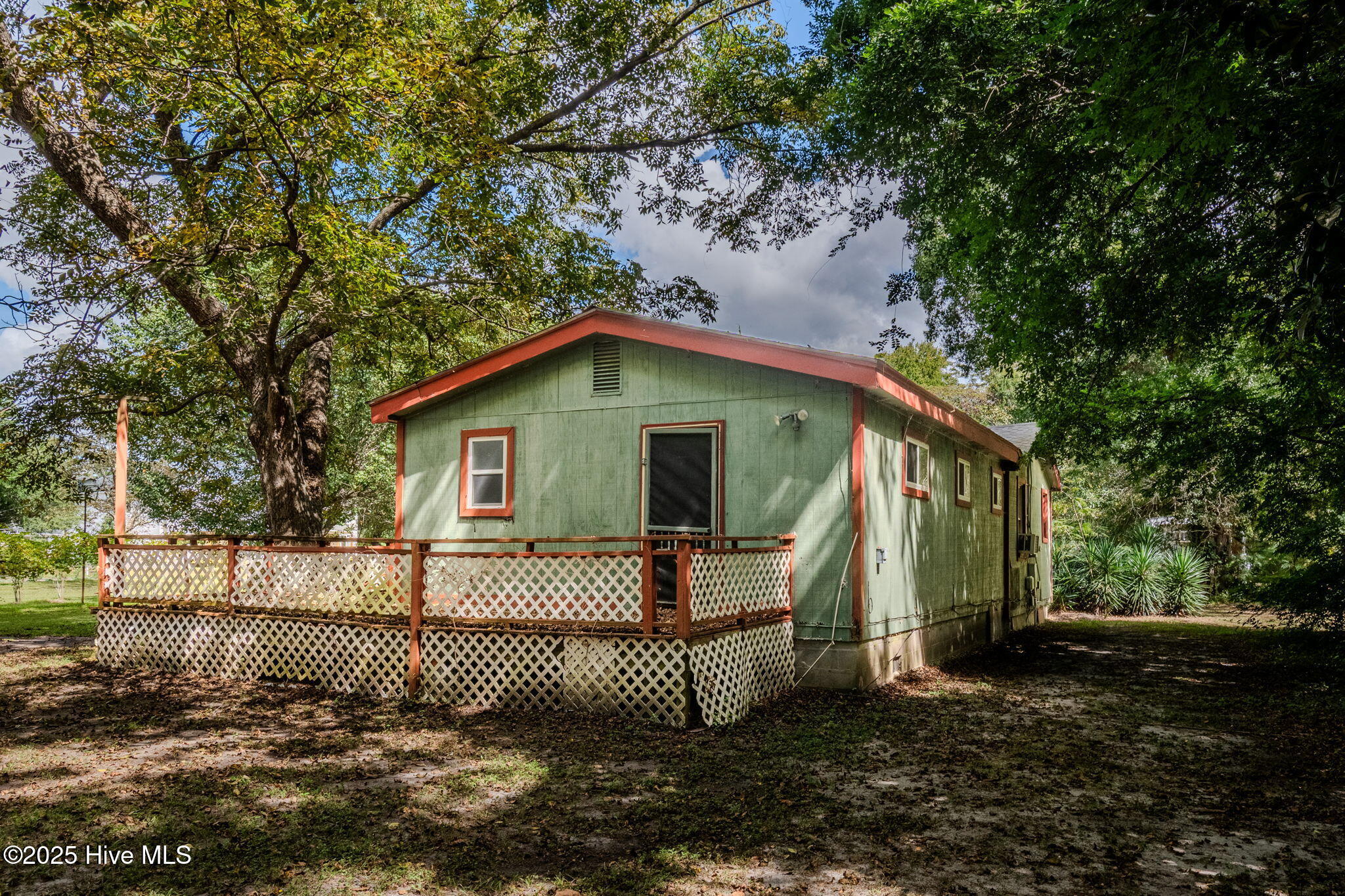 Burgaw, North Carolina 28425, United States, 3 Bedrooms Bedrooms, ,2 BathroomsBathrooms,Residential,Active,256150