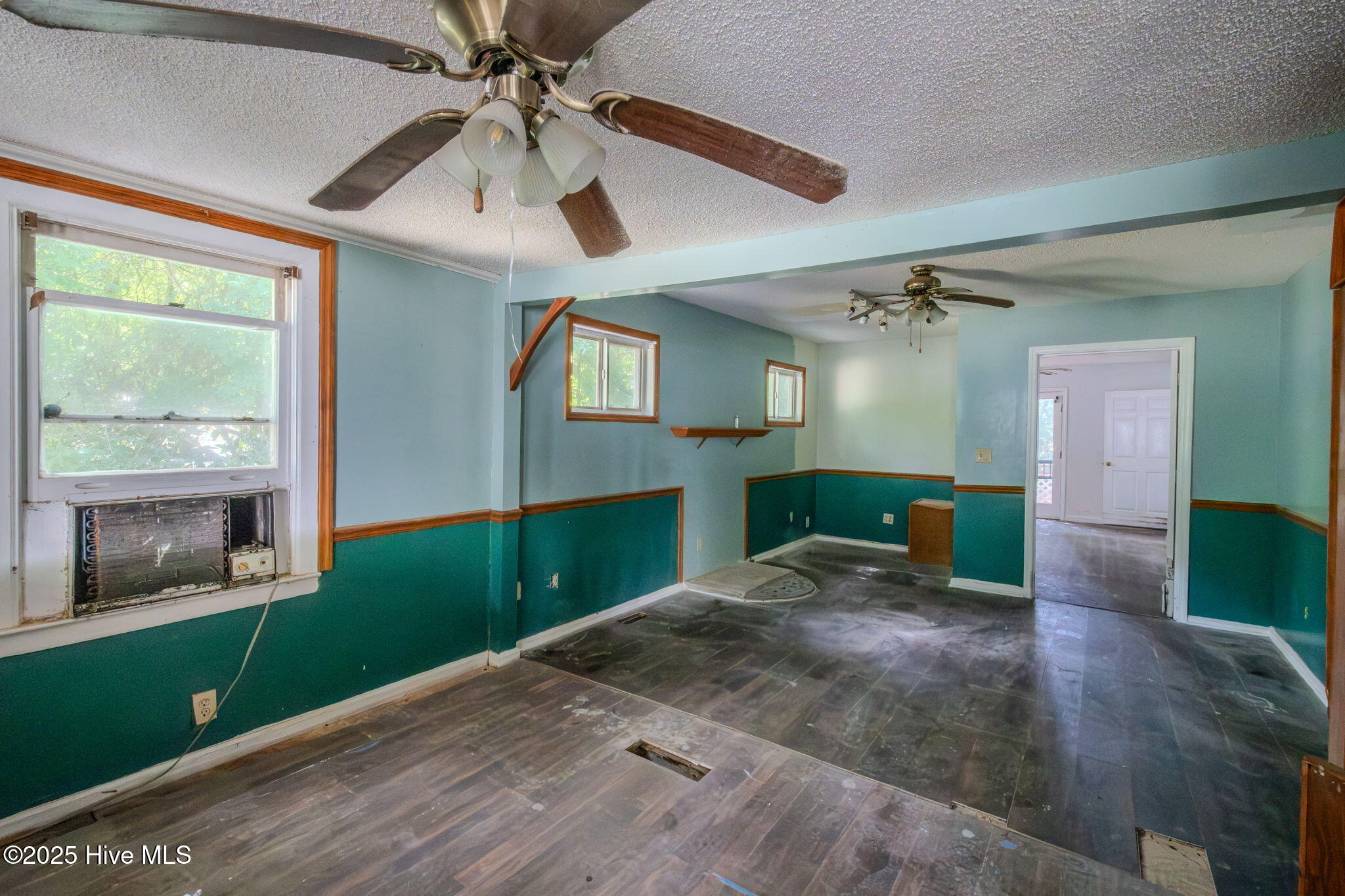 Burgaw, North Carolina 28425, United States, 3 Bedrooms Bedrooms, ,2 BathroomsBathrooms,Residential,Active,256150