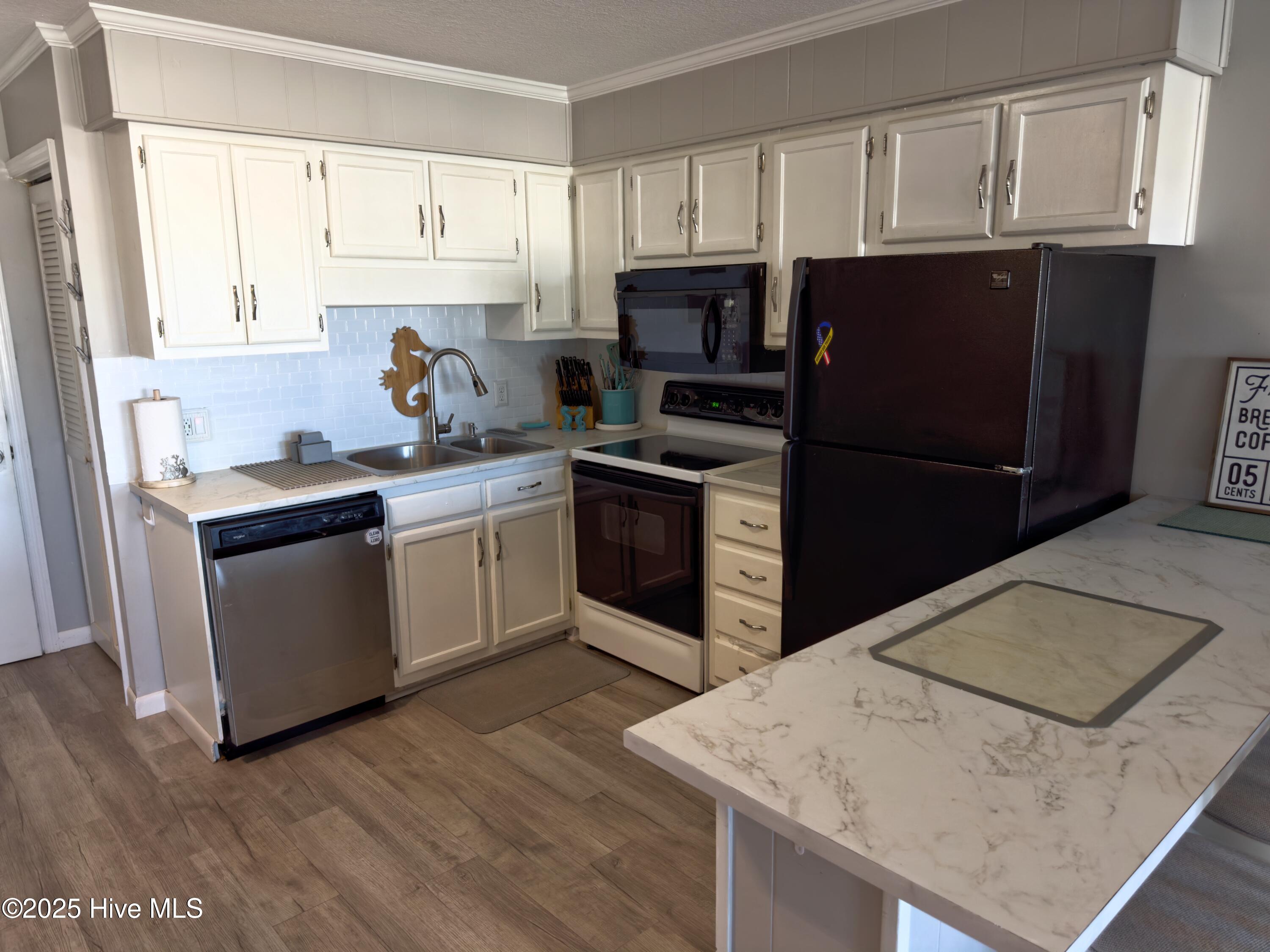 301 E Commerce Way Road E 310