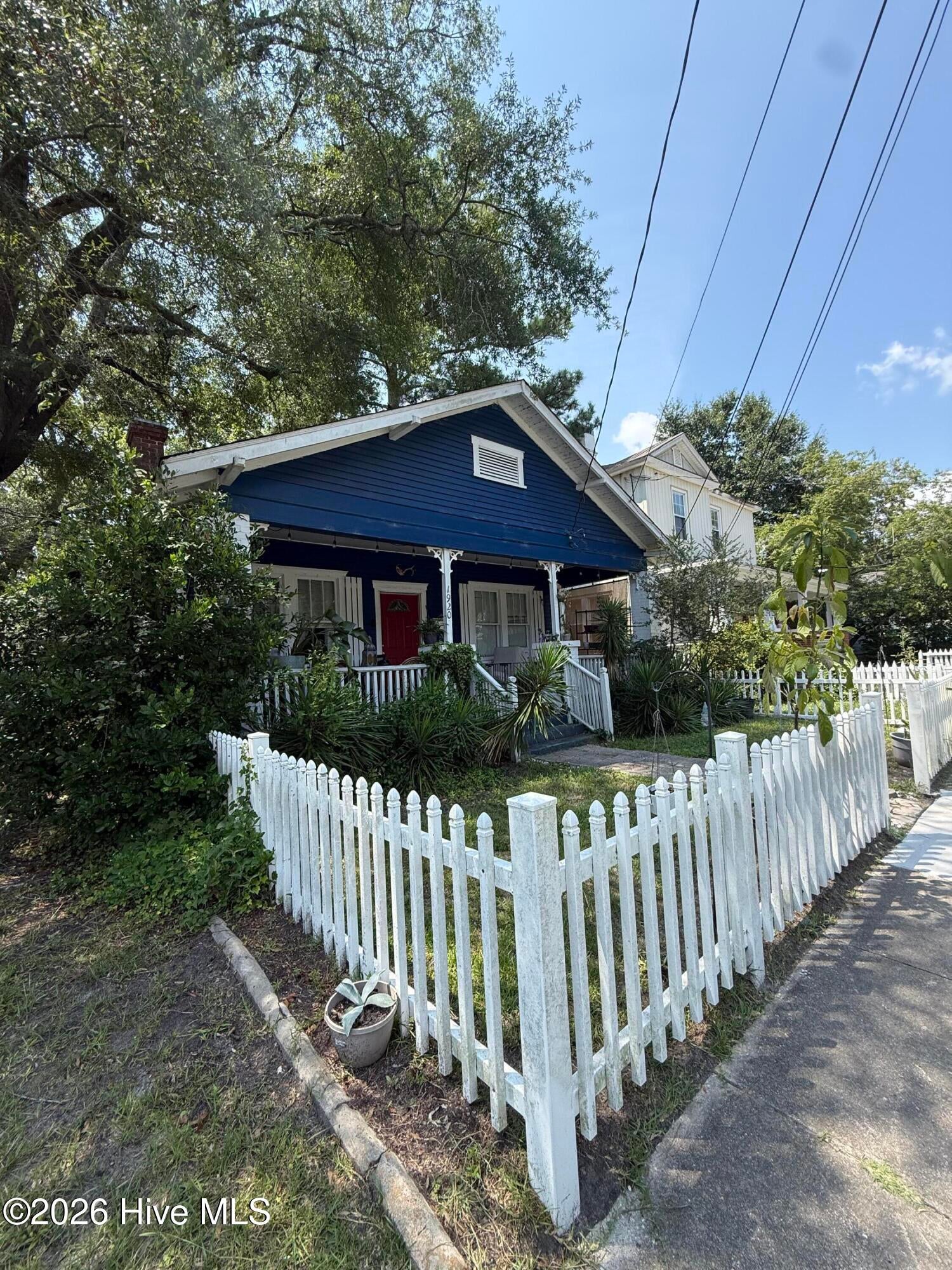 1920 Pender Avenue
