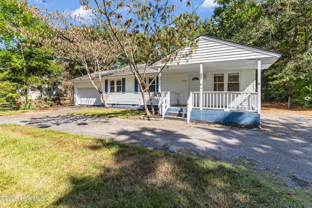Photo of 510 Jarman Street, Jacksonville, NC 28540 (MLS # 100612106)