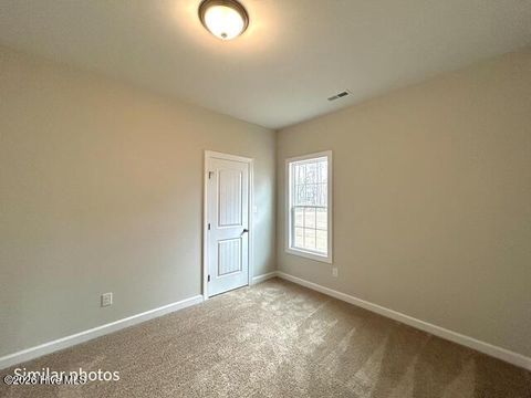 Tiny photo for 1233 Inner Banks Lane, Jacksonville, NC 28546 (MLS # 100563392)