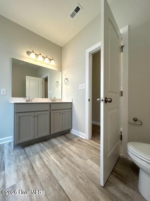 Tiny photo for 1233 Inner Banks Lane, Jacksonville, NC 28546 (MLS # 100563392)