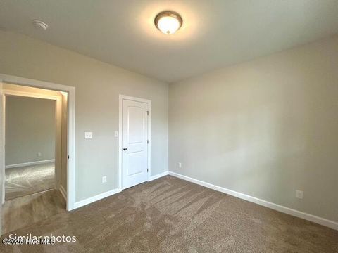 Tiny photo for 1233 Inner Banks Lane, Jacksonville, NC 28546 (MLS # 100563392)