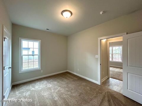 Tiny photo for 1233 Inner Banks Lane, Jacksonville, NC 28546 (MLS # 100563392)