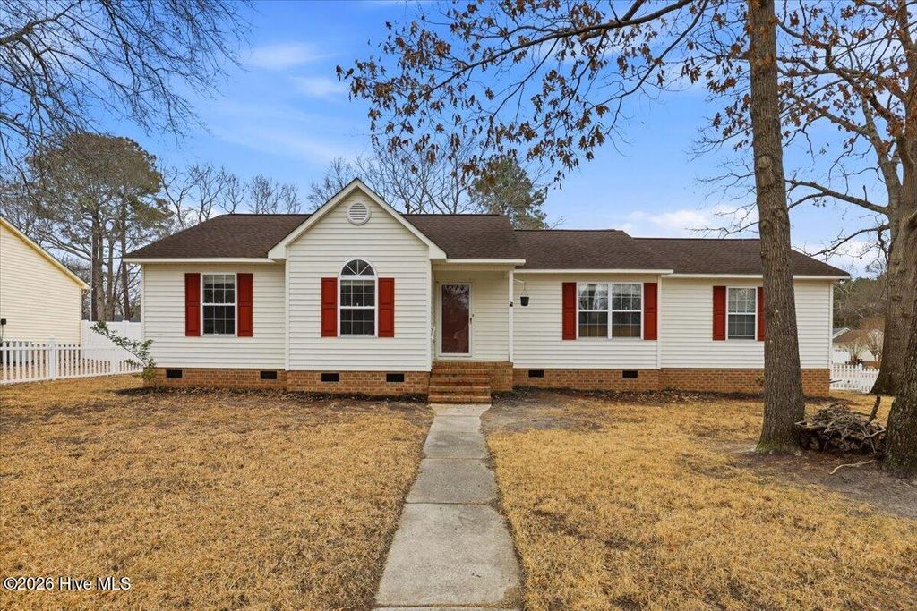 Photo of 2806 Cornell Court, La Grange, NC 28551 (MLS # 100554576)