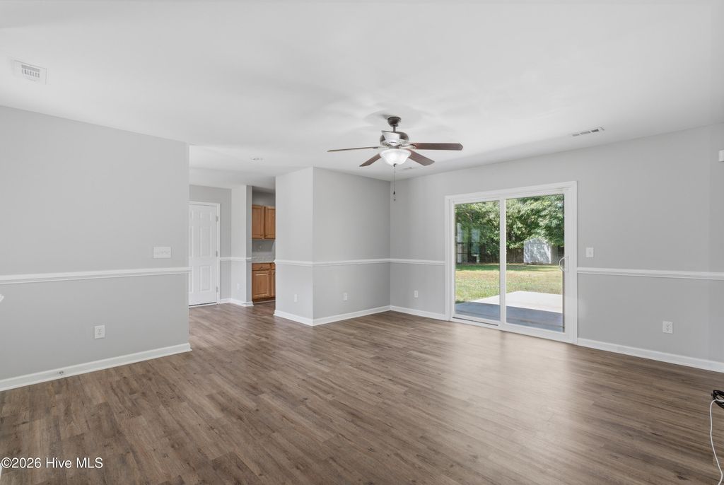 Photo of 102 Ashbury Park Lane, Richlands, NC 28574 (MLS # 100576185)