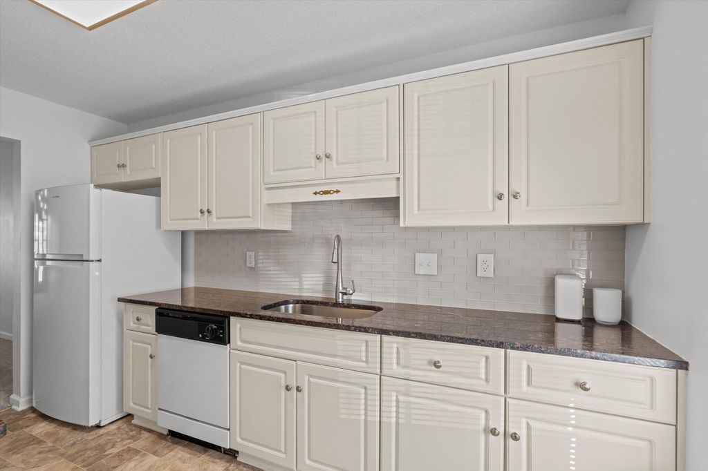 Photo of 53 Charlestowne Drive, Augusta, GA 30907 (MLS # 552832)