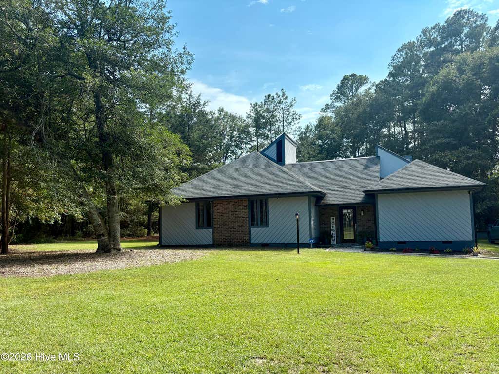 Photo of 12800 Woodbridge Drive, Laurinburg, NC 28352 (MLS # 100596320)