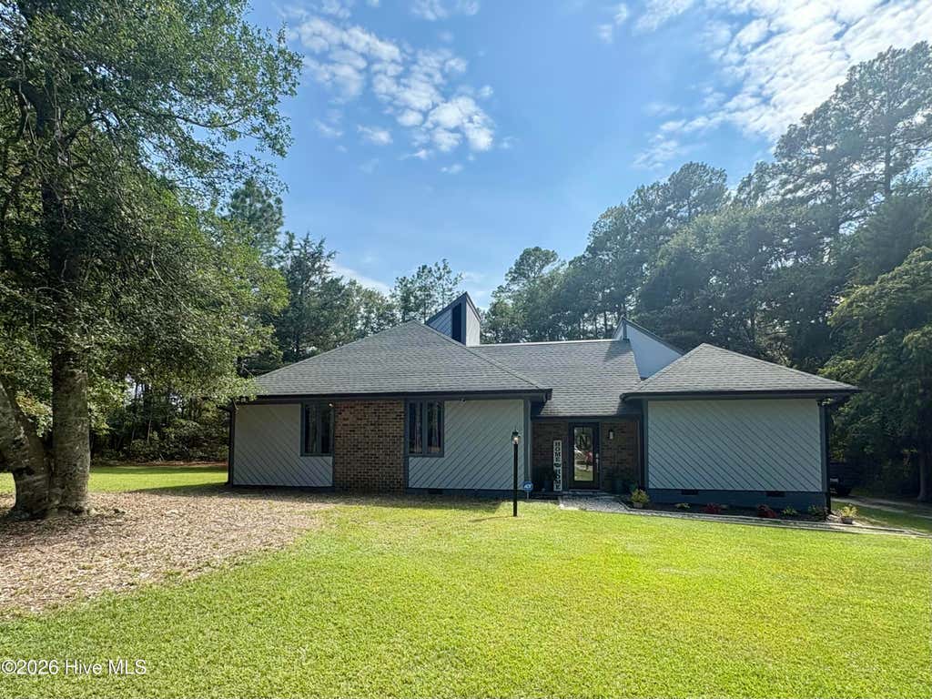 Photo of 12800 Woodbridge Drive, Laurinburg, NC 28352 (MLS # 100596320)