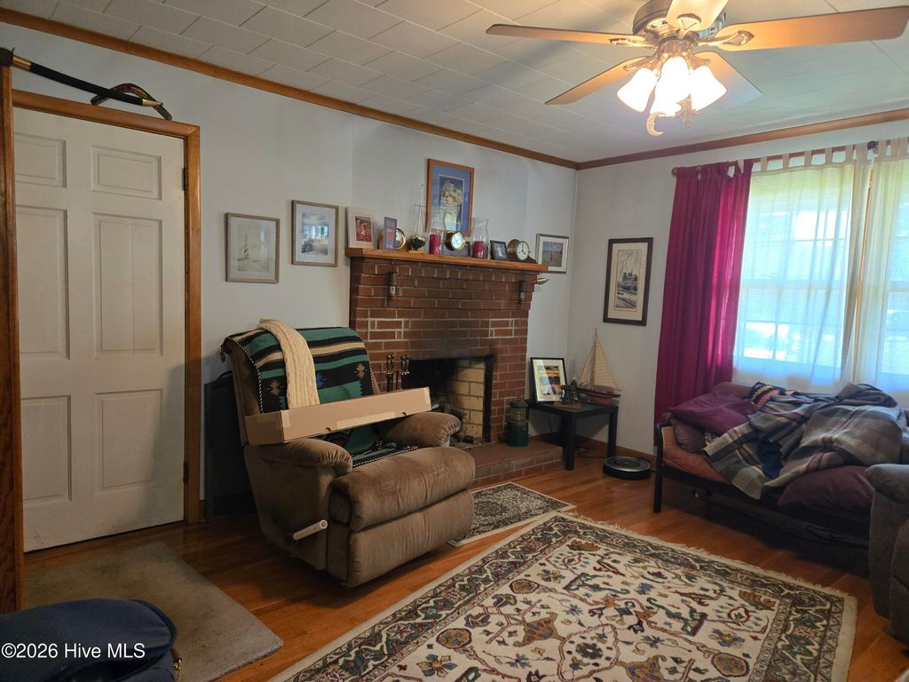 Photo of 1221 Crescent Drive, Elizabeth City, NC 27909 (MLS # 100567856)