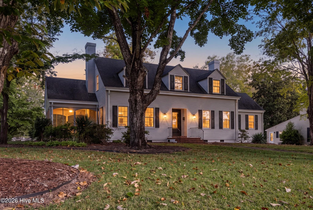 Photo of 105 W Camden Street, Windsor, NC 27983 (MLS # 100604596)