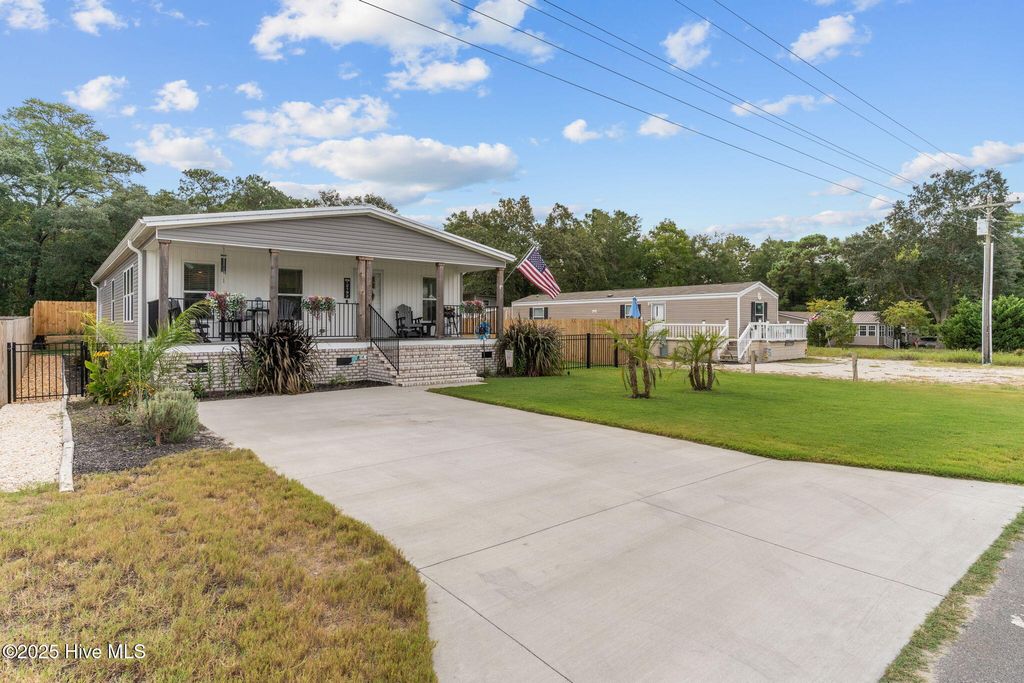 Photo of 2192 W Tanglewood Drive SW, Supply, NC 28462 (MLS # 100530001)