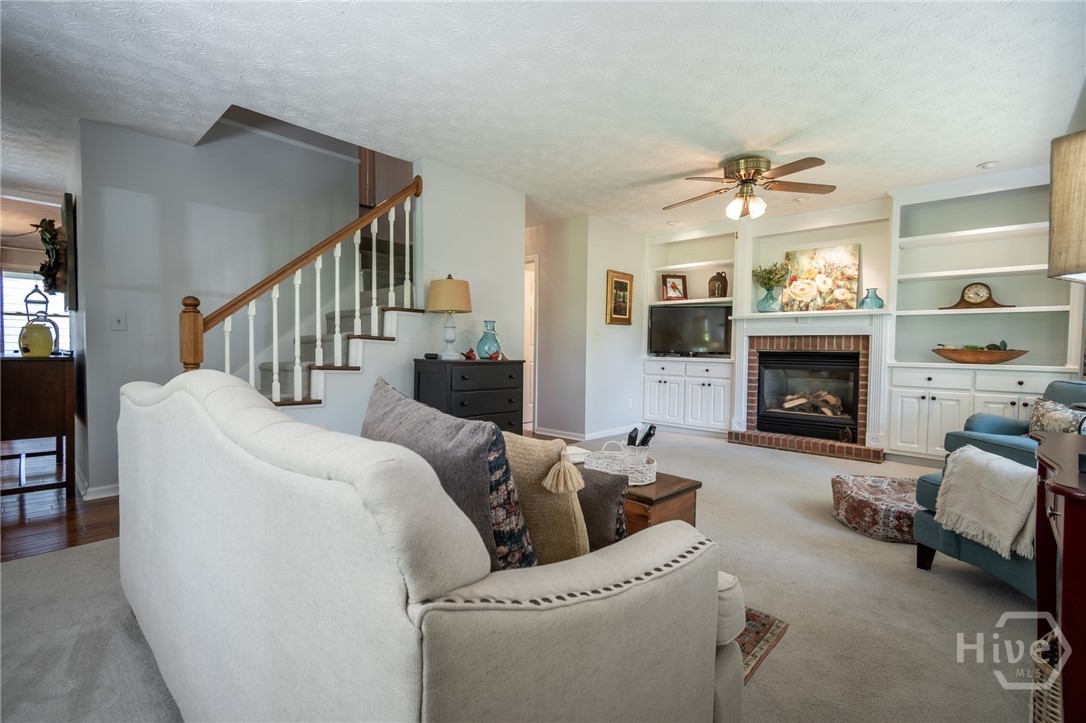 1181 Pete Dickens Road