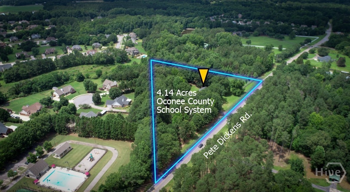 1181 Pete Dickens Road