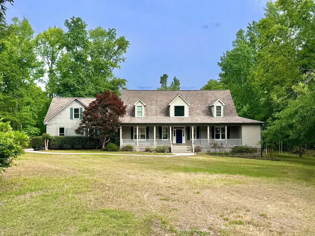 Photo of 2427 Louisville Road, Appling, GA 30802 (MLS # 555115)