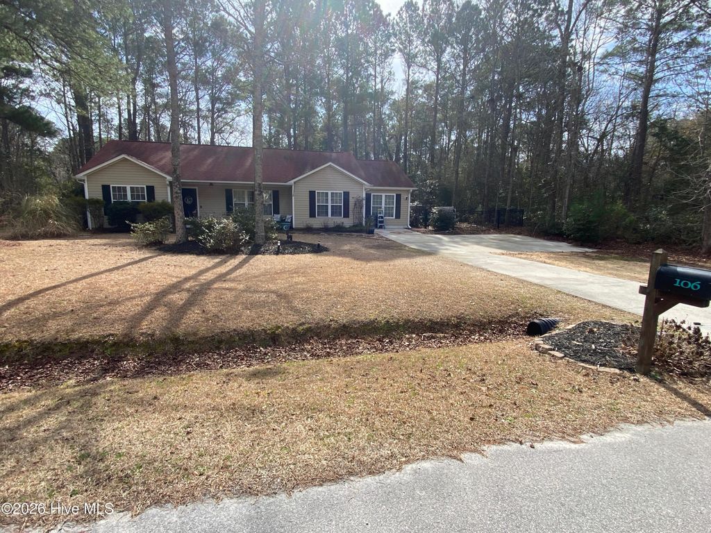 Photo of 106 Marcil Lane, Hampstead, NC 28443 (MLS # 100555629)