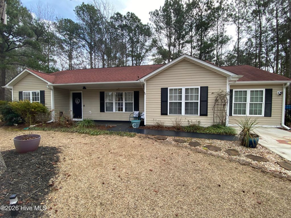 Photo of 106 Marcil Lane, Hampstead, NC 28443 (MLS # 100555629)